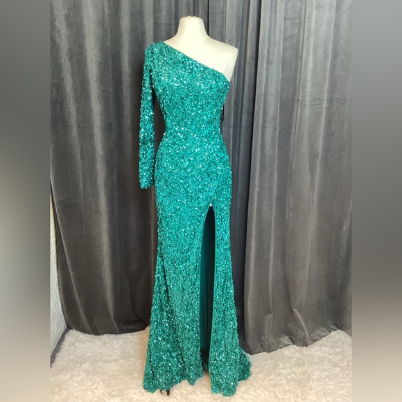 Sherri Hill long dress - Picture 1 of 3